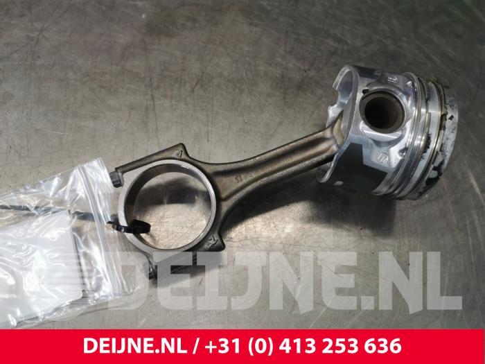 Peugeot Partner Pleuelstange O177273
