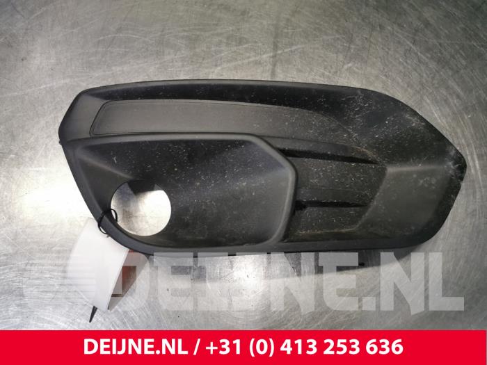 Iveco New Daily Bumper grille O177341