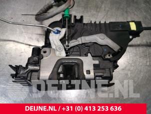 Mercedes V-Klasse Deurslot Mechaniek 2Deurs links O177519 foto 3