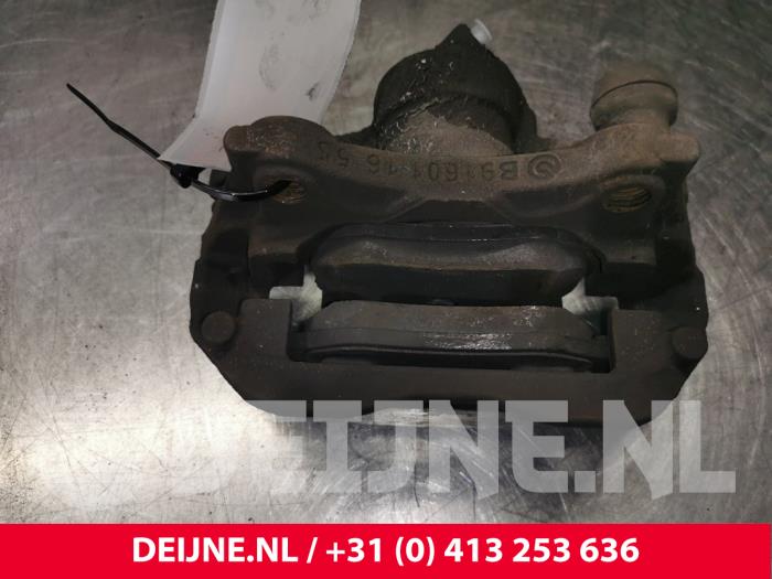 Mercedes V-Klasse Remklauw (Tang) links-achter O177538