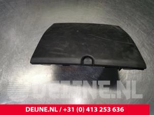Iveco New Daily Handschuhfach O177616 foto 2