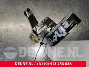 Renault Master Sliding door lock stop, right O177655 photo 3