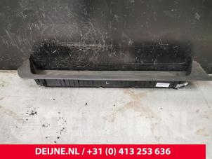 Mercedes V-Klasse Sliding door entry level left O177658 photo 2