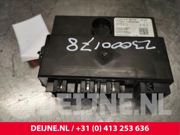 Mercedes V-Klasse Schuifdeur computer O177736