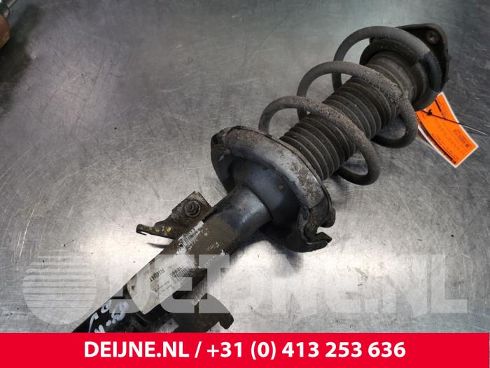 Volvo V40 Schokdemperpoot rechts-voor O177838