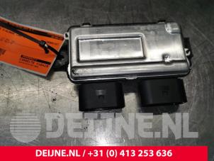 Mercedes V-Klasse ADM brandstof module O177860 foto 3