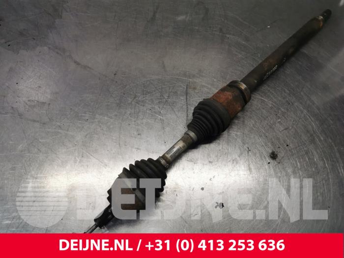 Volvo V40 Aandrijfas rechts-voor O177999