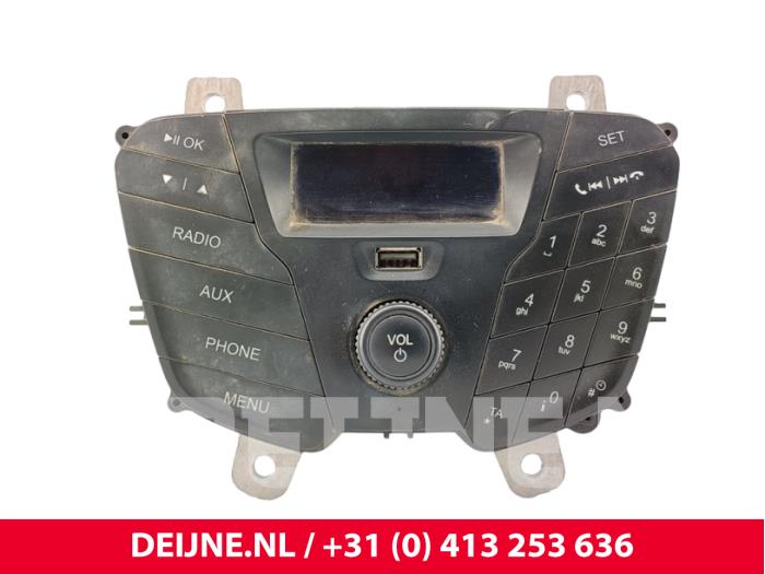 Ford Transit Connect Radio O178078