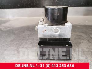 Volvo V40 ABS Pomp O178085 foto 2