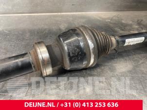 Volvo V70 Aandrijfas rechts-voor O178117 foto 3