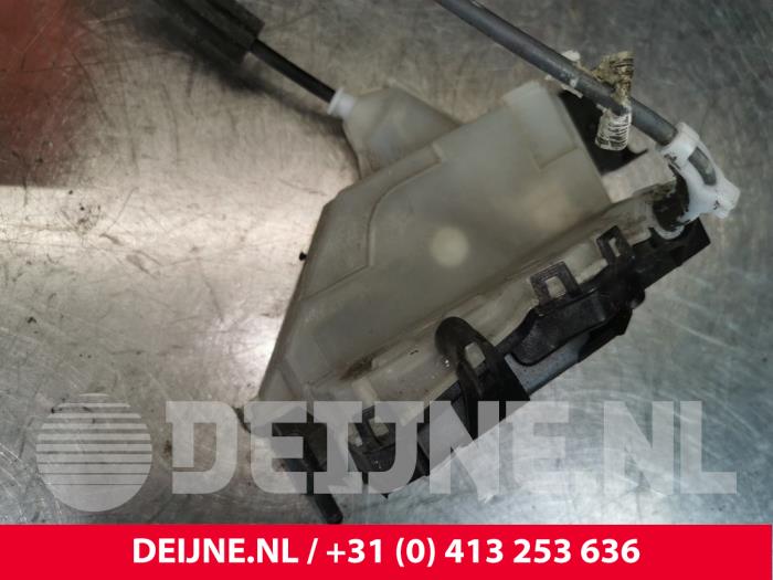 Toyota Pro-Ace Deurslot Mechaniek 2Deurs rechts O178276
