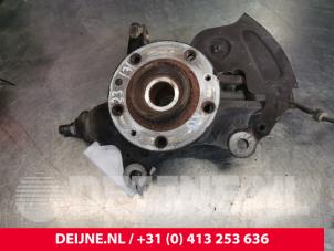 Toyota Pro-Ace Fusee rechts-voor O178285 foto 3
