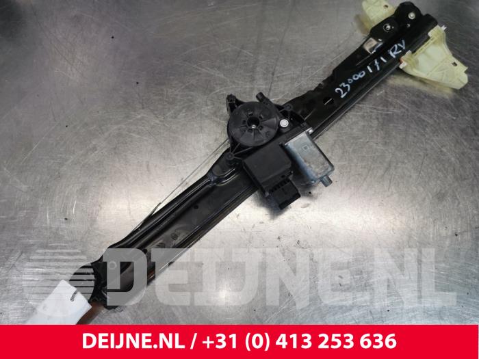 Toyota Pro-Ace Fenstermechanik 2-türig rechts vorne O178305