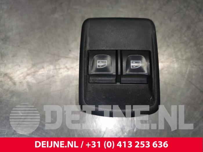 Opel Vivaro Elektrisch Raam Schakelaar O178371