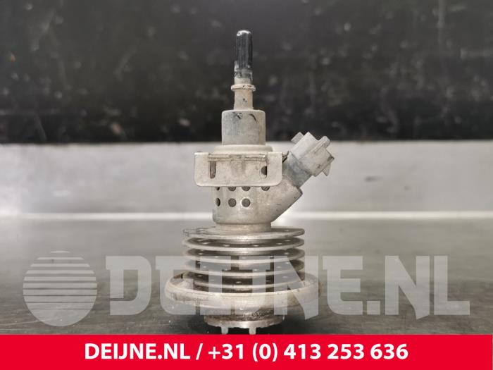 Gebruikte Injector adblue Opel Vivaro 1.6 CDTI 95 Euro 6 Prijs € 90,75 Inclusief btw aangeboden door van Deijne Onderdelen Uden B.V.