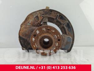 Gebruikte Asschenkel rechts-voor Volvo 850 Estate 2.5i T 20V AWD Prijs € 45,00 Margeregeling aangeboden door van Deijne Onderdelen Uden B.V.