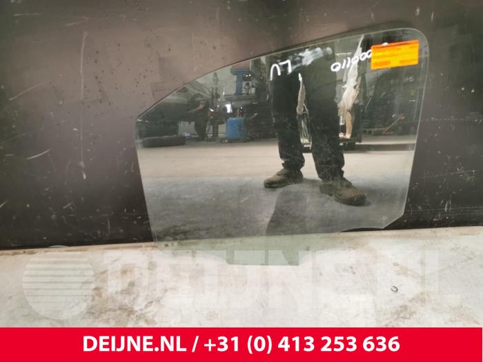 Toyota Pro-Ace City Portierruit 2Deurs links O178557