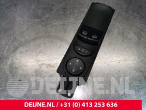 Mercedes Vito Elektrisch Raam Schakelaar O9990001720 foto 2
