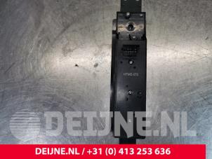 Mercedes Vito Elektrisch Raam Schakelaar O9990001720 foto 4