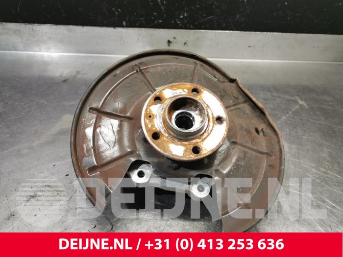 Volvo C40 Achsschenkel rechts hinten O178664