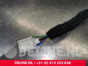 Volvo C40 Rear gas strut, left O178665 photo 3