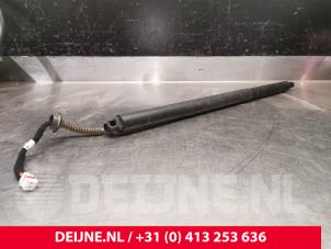 Gebruikte Gasdemper links-achter Volvo C40 Recharge (XK) Recharge Twin 78 kWh Prijs € 242,00 Inclusief btw aangeboden door van Deijne Onderdelen Uden B.V.