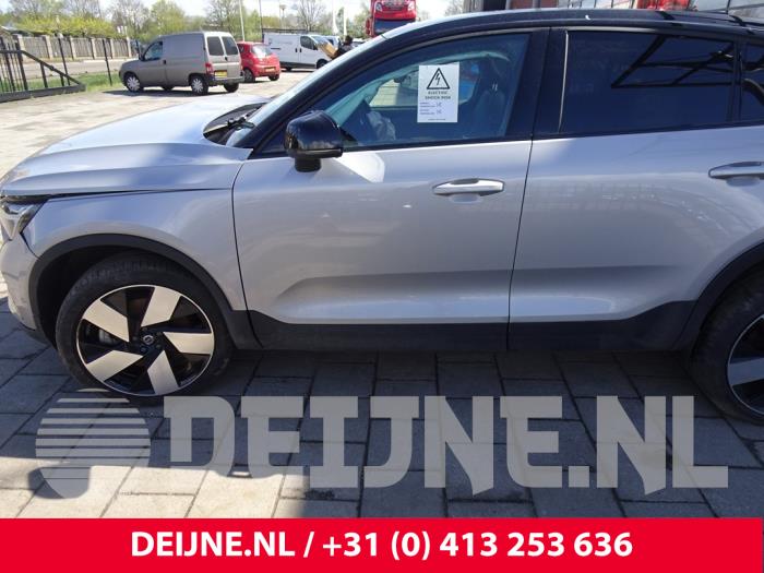 Volvo C40 Portier 4Deurs links-voor O178684