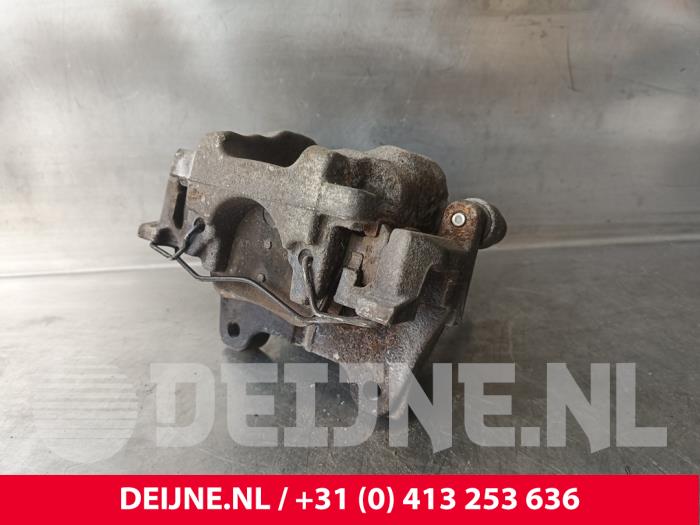 Volvo C40 Bremszange links hinten O178687