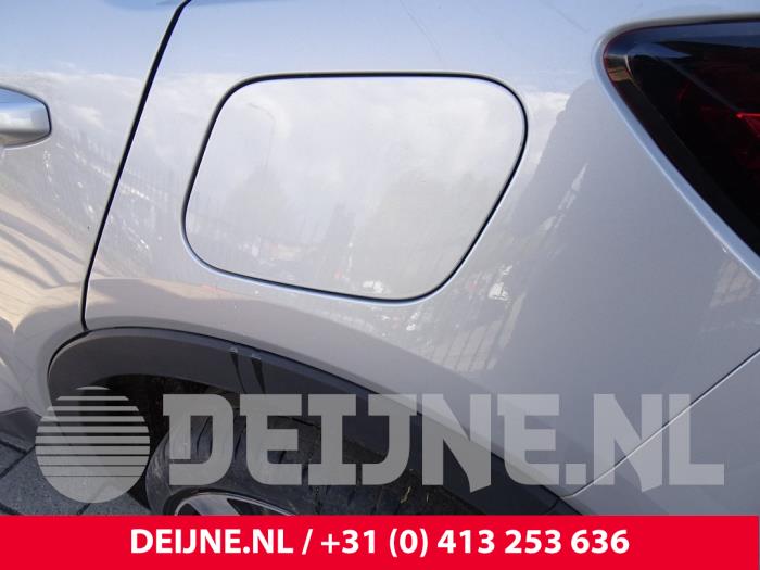 Volvo C40 Tankklappe O178699