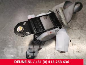 Renault Maxity Front seatbelt, right O179030 photo 2