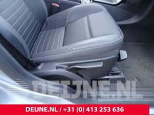 Volvo V50 Veiligheidsgordel rechts-voor O179020 foto 2