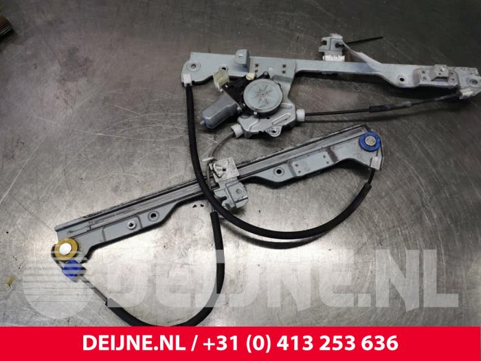 Renault Maxity Fenstermechanik 2-türig links vorne O179051