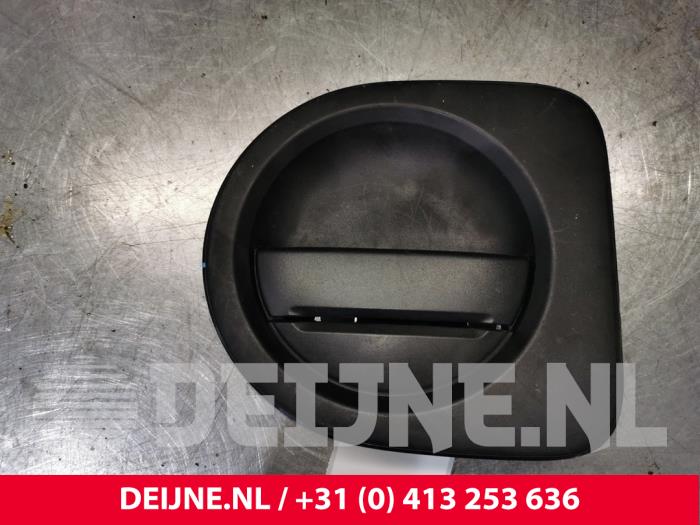 Renault Maxity Türgriff 2-türig rechts O179055
