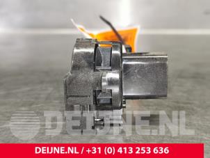 Gebruikte Temperatuursensor binnen Volvo V60 II (ZW) 2.0 D4 16V Prijs € 30,00 Margeregeling aangeboden door van Deijne Onderdelen Uden B.V.