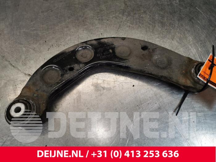 Volvo V60 Querlenker oben links hinten O179212