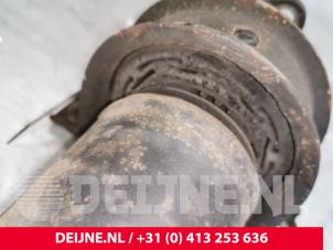 Renault Maxity Zwischenachse O179436 foto 3
