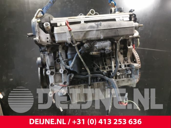Motor van een Volvo S80 (TR/TS) 2.9 T6 24V 2003
