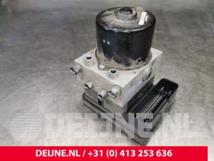 Volvo V50 ABS Pomp O179558 foto 3
