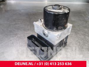 Volvo V50 ABS Pomp O179558 foto 2