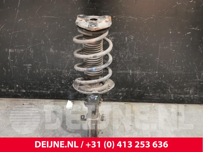 Mercedes Vito Stoßdämpferstrebe links vorne O179799