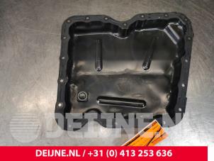 Gebruikte Carterpan Renault Master Prijs € 54,45 Inclusief btw aangeboden door van Deijne Onderdelen Uden B.V.