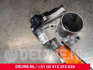 Opel Movano Drosselklappengehäuse O180024 foto 2