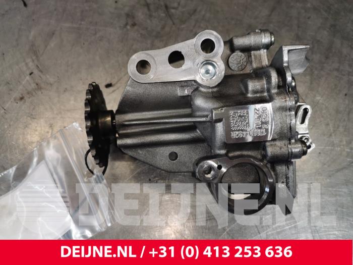 Gebruikte Oliepomp Renault Trafic New (FL) 2.0 dCi 16V 115 Prijs € 84,70 Inclusief btw aangeboden door van Deijne Onderdelen Uden B.V.