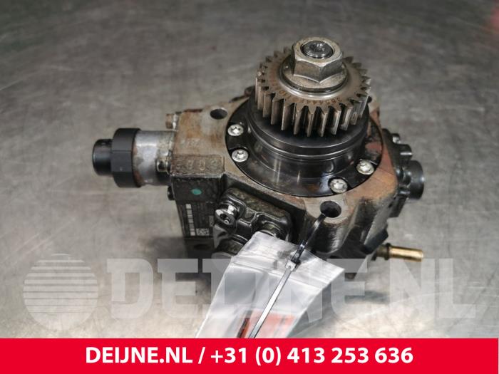 Renault Trafic Brandstofpomp Mechanisch O180028