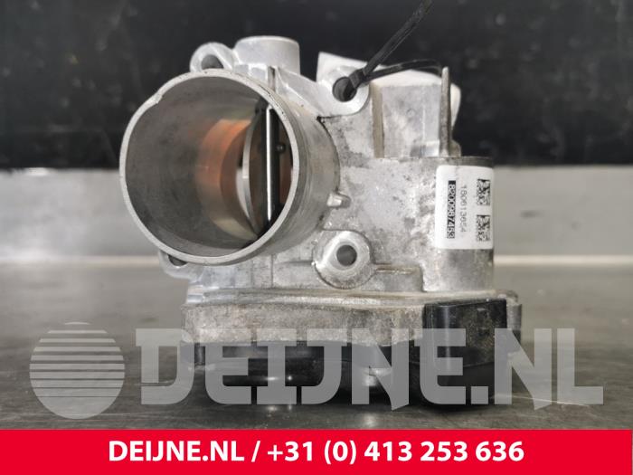 Gebruikte Gasklephuis Renault Trafic New (FL) 2.0 dCi 16V 115 Prijs € 60,50 Inclusief btw aangeboden door van Deijne Onderdelen Uden B.V.