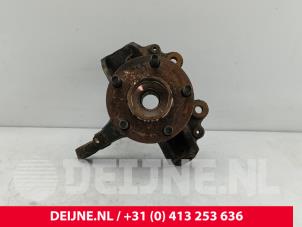 Gebruikte Asschenkel rechts-voor Volvo C70 (MC) 2.4 D5 20V Autom. Prijs € 100,00 Margeregeling aangeboden door van Deijne Onderdelen Uden B.V.