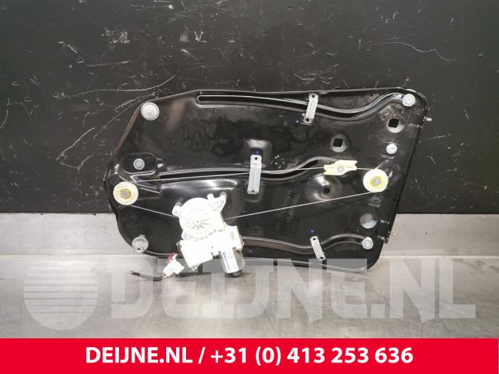 Volvo C70 Rear door window mechanism 4-door, right O180214