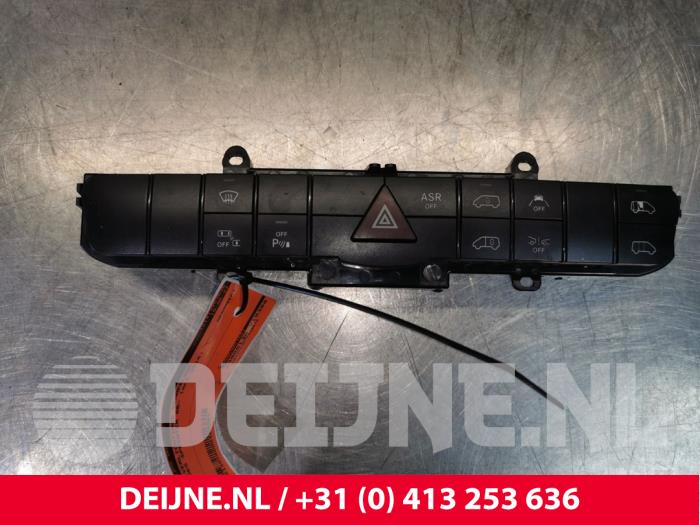 Mercedes Sprinter Panic lighting switch O180267