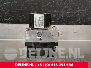 Gebruikte ABS Pomp Ford Transit Connect Prijs € 181,50 Inclusief btw aangeboden door van Deijne Onderdelen Uden B.V.