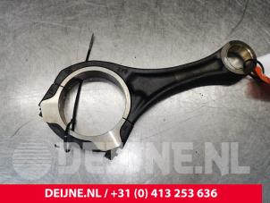 Gebruikte Drijfstang Mercedes ML III (166) 3.0 ML-350 BlueTEC V6 24V 4-Matic Prijs € 90,75 Inclusief btw aangeboden door van Deijne Onderdelen Uden B.V.